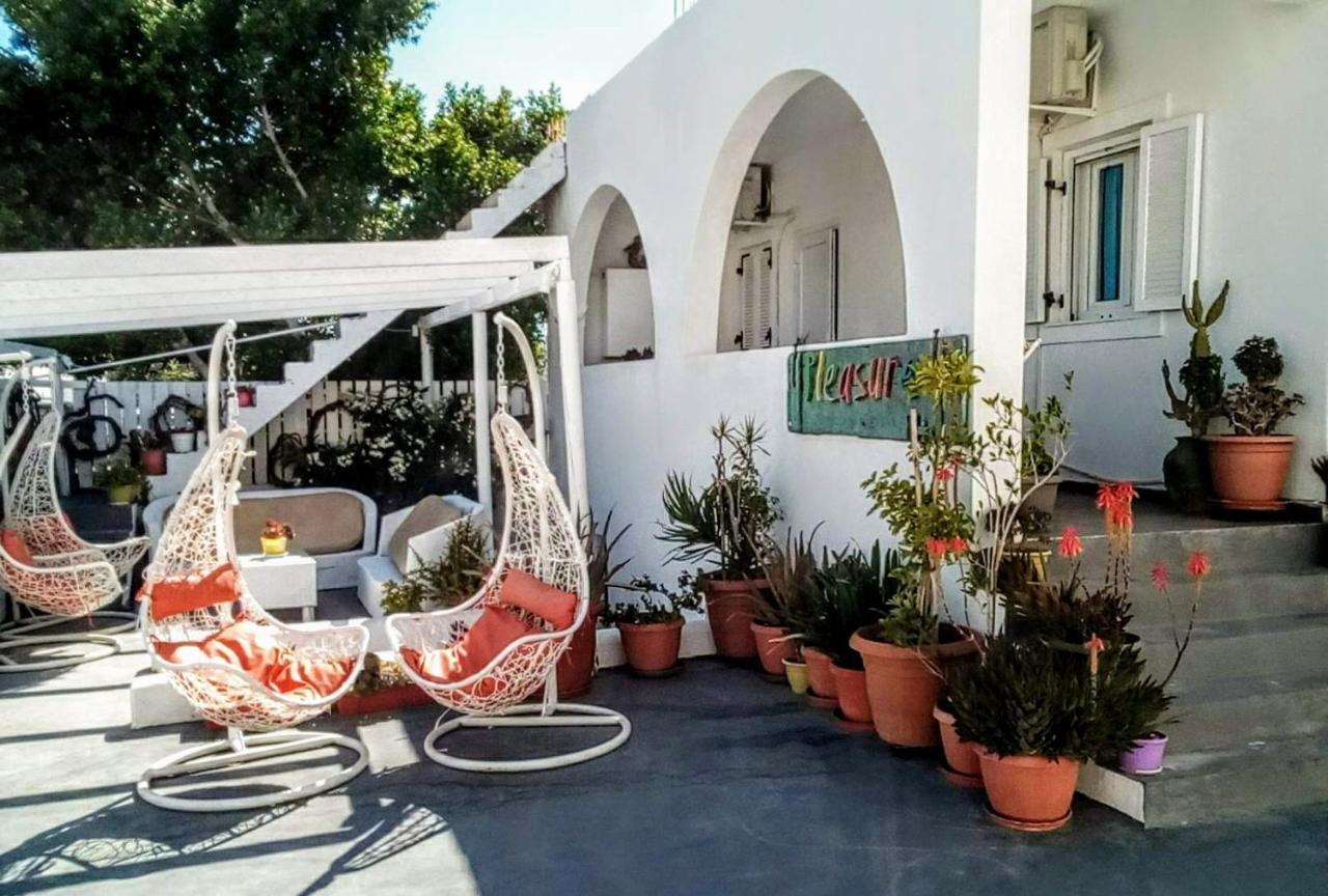 Pleasure Seaside Rooms Perissa  Exterior photo