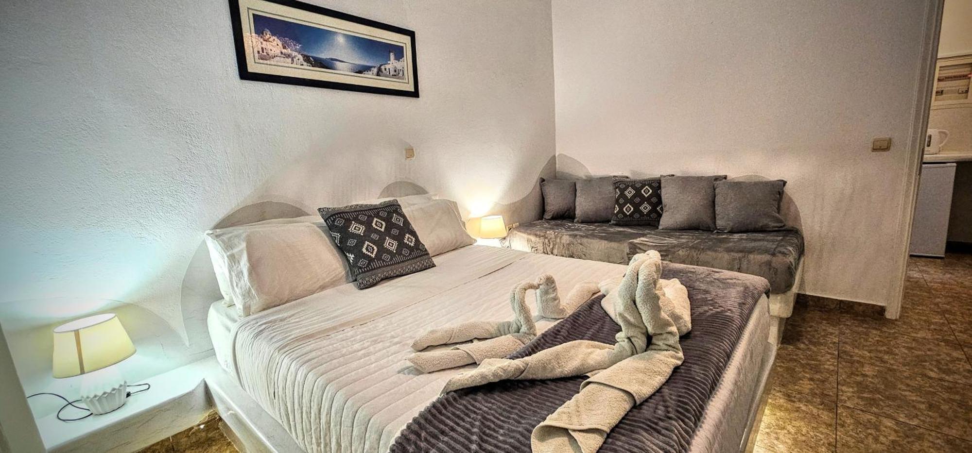 Pleasure Seaside Rooms Perissa  Exterior photo