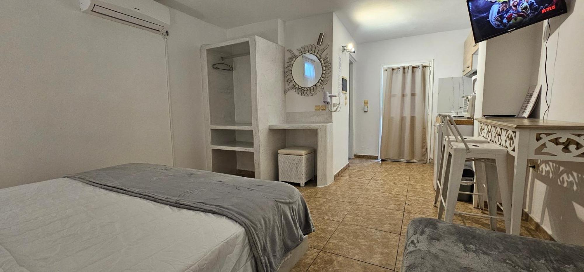 Pleasure Seaside Rooms Perissa  Exterior photo