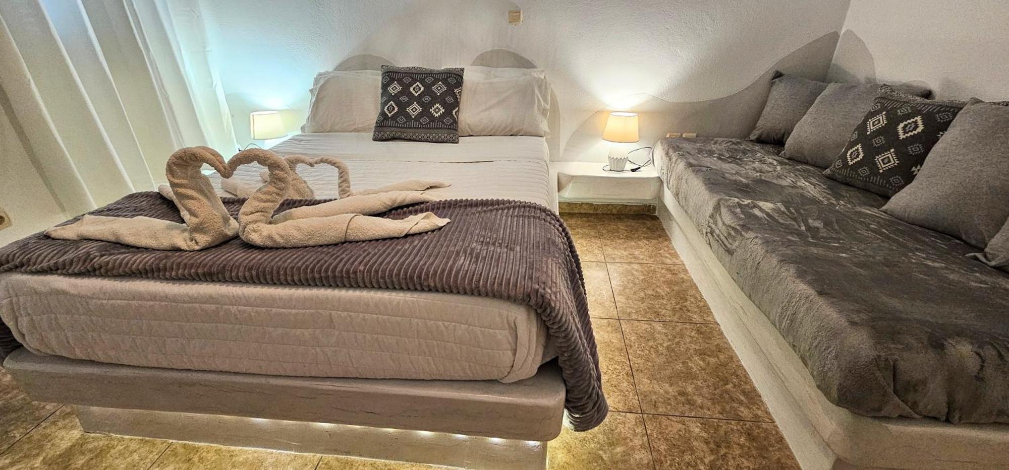 Pleasure Seaside Rooms Perissa  Exterior photo